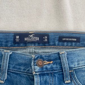 SZ 9R Hollister low rise boyfriend jeans